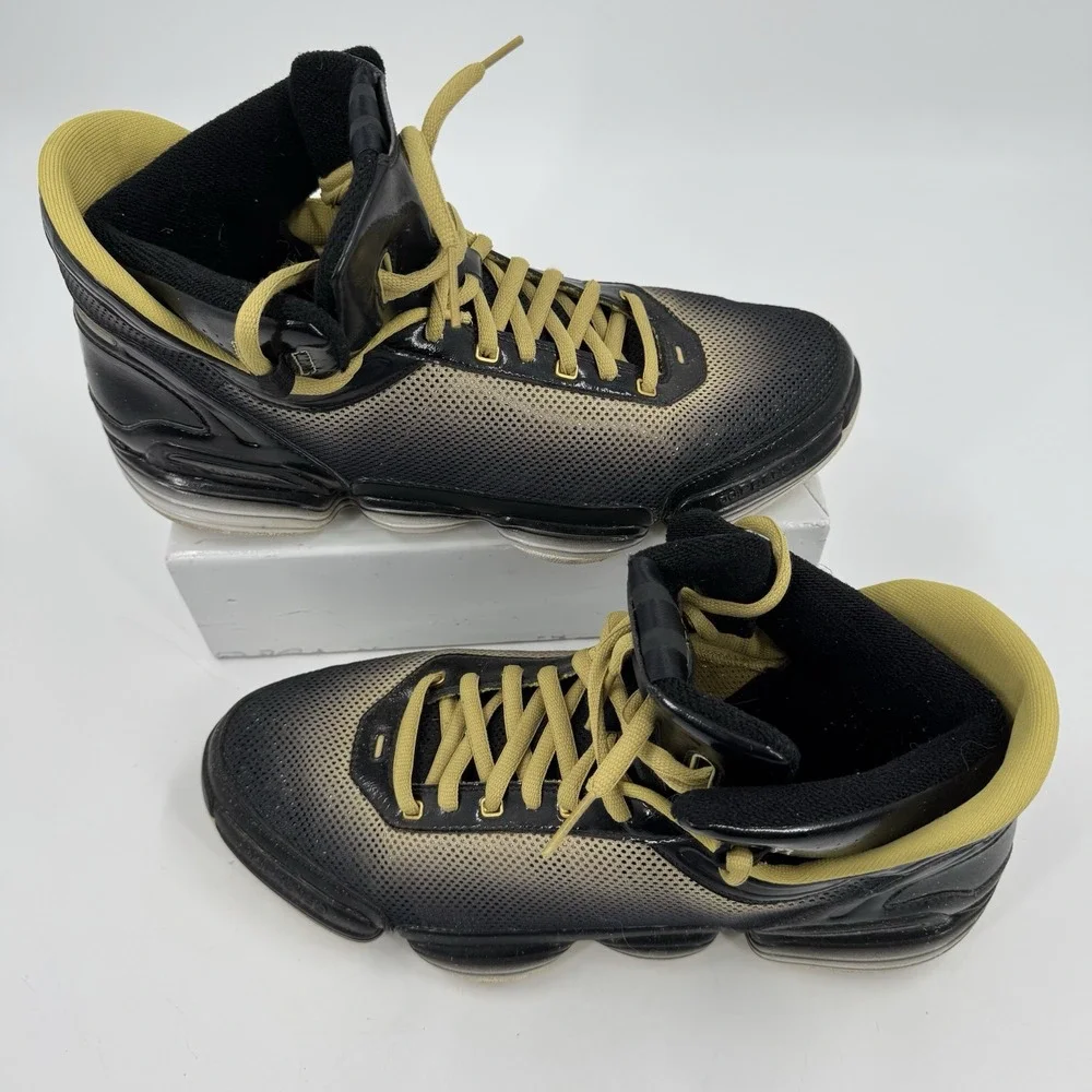 MEN'S ADIDAS SM TS‎ HEAT CHECK NA US SIZE 14 BLACK GOLD G22681